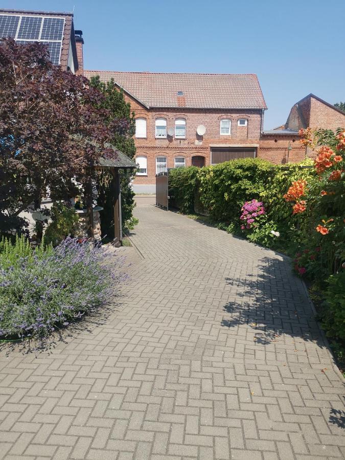 Ferienwohnung Uenglingen Stendal Exterior foto